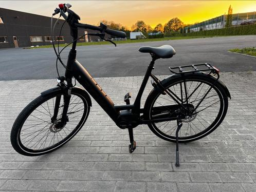Elektrische damesfiets Trek District +6 lowstep 1330km, Fietsen en Brommers, Elektrische fietsen, Ophalen