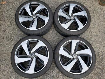 Golf 7 gti velgen origineel vw met zomerbanden milton keynes, Auto-onderdelen, Ophalen, Zomerbanden, Banden en Velgen