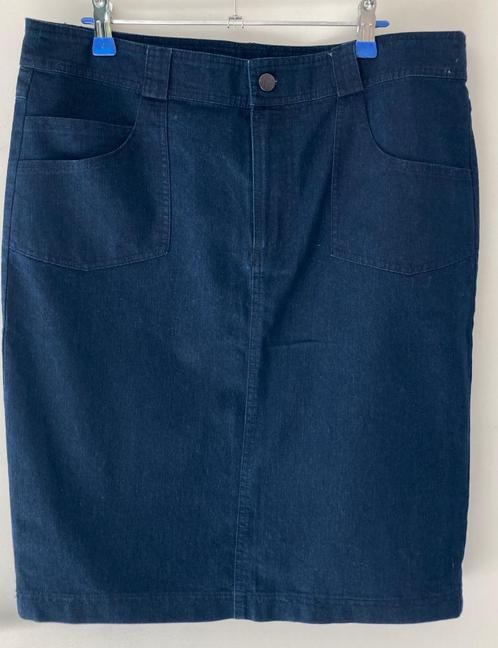 Jupe en jean bleu foncé « d'Auvry » - taille 42/neuve, Vêtements | Femmes, Jupes, Neuf, Taille 42/44 (L), Bleu, Longueur genou