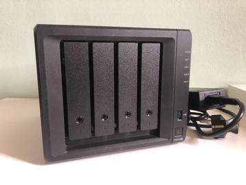 NAS Synology DS920+ * Mise à niveau de 8 Go de RAM * + disqu, Enlèvement ou Envoi, Comme neuf, SATA, Synology