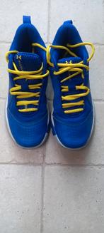 Basket Under Armour - pointure 37.5, Garçon ou Fille