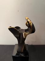 Sculpture bronze, Enlèvement ou Envoi, Bronze