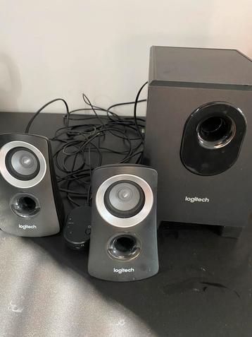 Logitech Z313 2.1 Subwoofer+satellietluidsprekers beschikbaar voor biedingen