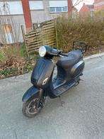 Scooter brommer a klasse met papieren, Fietsen en Brommers, Ophalen of Verzenden, Gebruikt, Overige typen, Overige merken