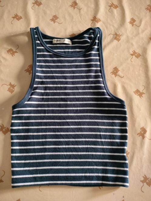Topje pull& bear - maat M, Kleding | Dames, Topjes, Gedragen, Maat 38/40 (M), Blauw, Zonder mouw, Ophalen of Verzenden
