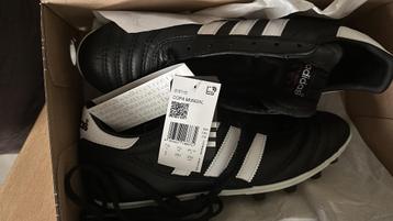 Adidas copa mundial nieuws beschikbaar voor biedingen