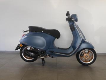 Vespa Primavera Officina 8 125 beschikbaar voor biedingen