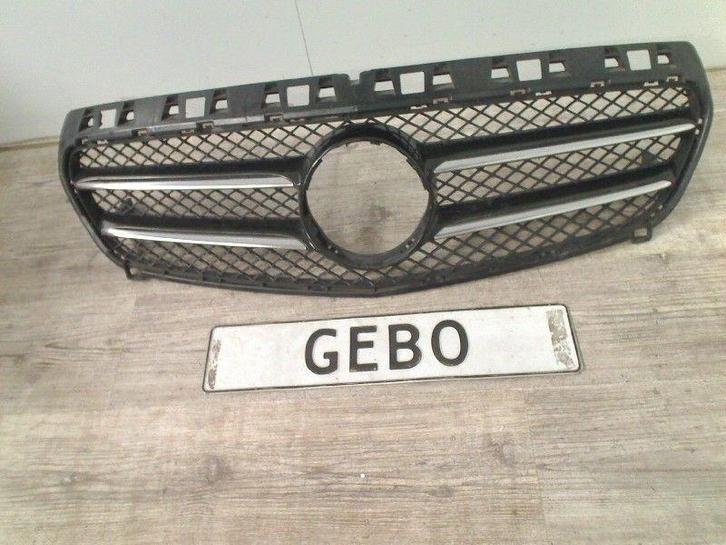 GRILLE Mercedes-Benz A (W176) (01-2012/05-2018), Auto-onderdelen, Carrosserie, Mercedes-Benz, Gebruikt