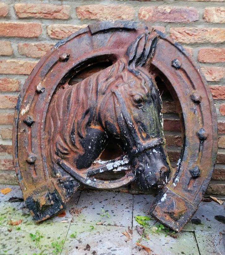 Gietijzeren wandplaat - paardenhoofd, Antiek en Kunst, Curiosa en Brocante, Ophalen
