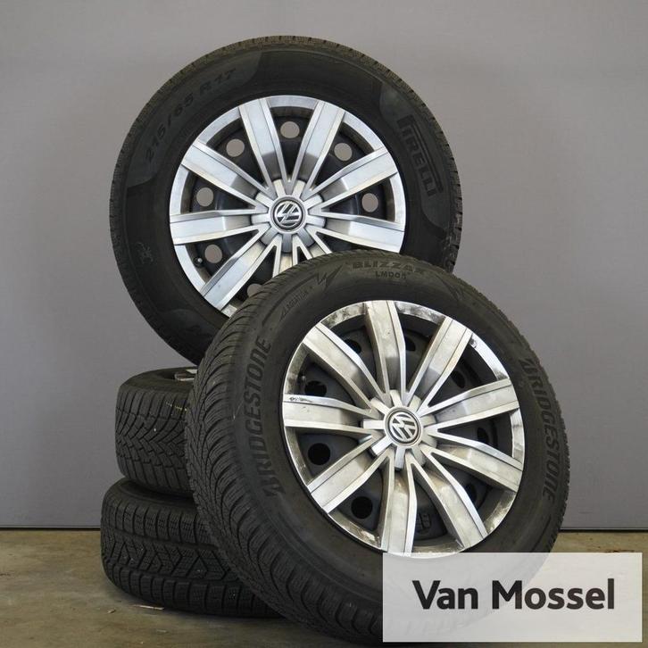 Volkswagen wieldop Pirelli winter 215/65/R17 2721, Auto-onderdelen, Banden en Velgen, Banden en Velgen, Winterbanden, 17 inch