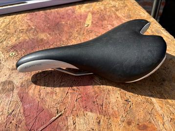 Fizik Aliante  beschikbaar voor biedingen