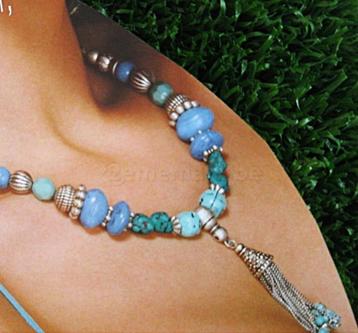 AVON: Prachtige ketting, blauwe tint beschikbaar voor biedingen