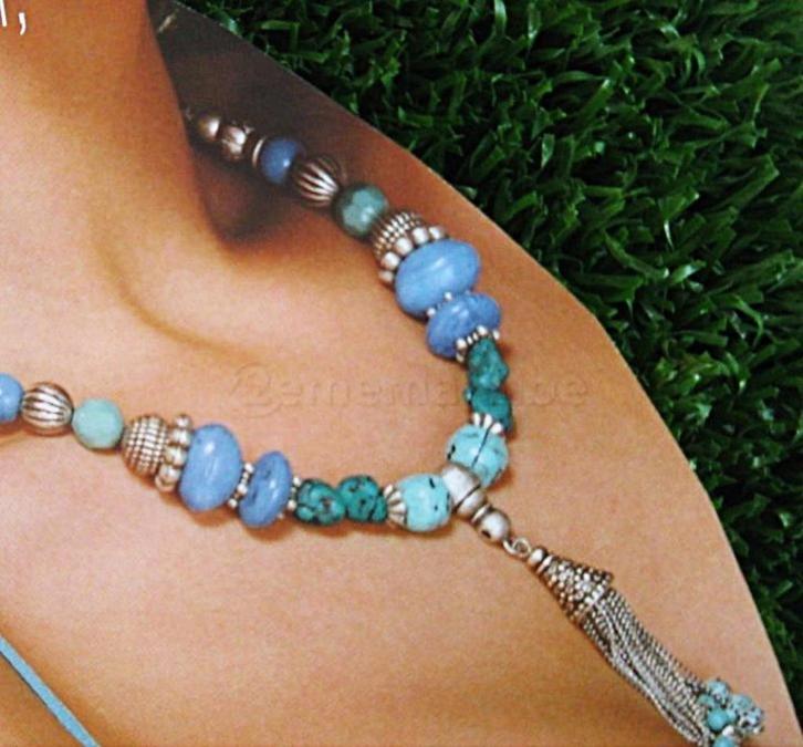 AVON: Prachtige ketting, blauwe tint, Handtassen en Accessoires, Kettingen, Nieuw, Zilver, Blauw, Ophalen of Verzenden