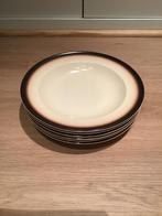 Boch borden, Ophalen of Verzenden, Zo goed als nieuw, Keramiek, Bord(en)