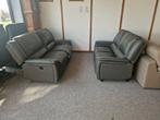 LEDEREN SALON MET ELEKTRISCHE RELAXEN 3 EN 2, Ophalen, Gebruikt, Leer