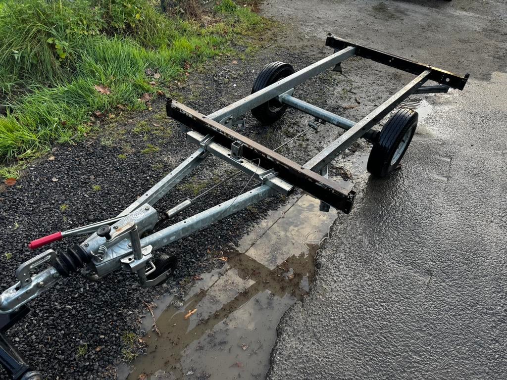 Aanhangwagen zelf opbouw, Ophalen