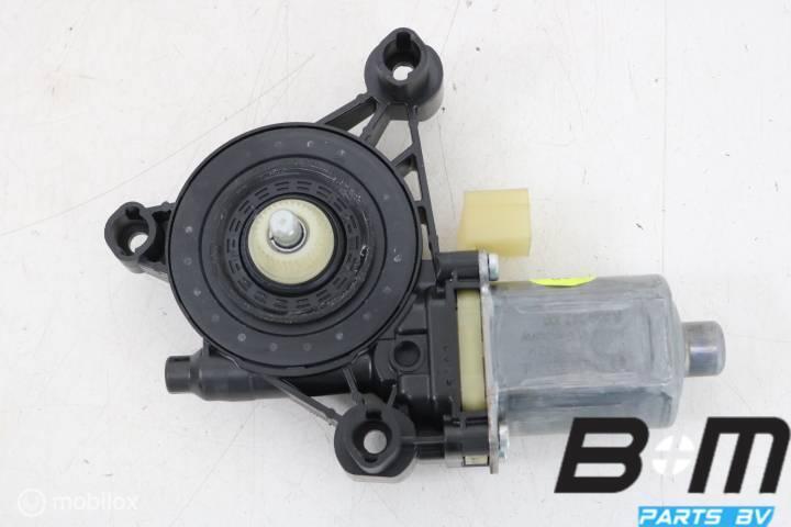 Raammotor linksvoor Audi A3 8T 5Q0959802B, Gebruikt