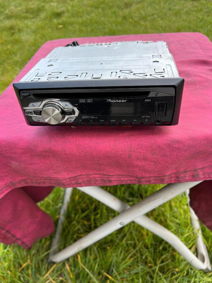 Pioneer DEH - 140 UB Autoradio Receiver, Auto diversen, Autoradio's, Zo goed als nieuw, Ophalen