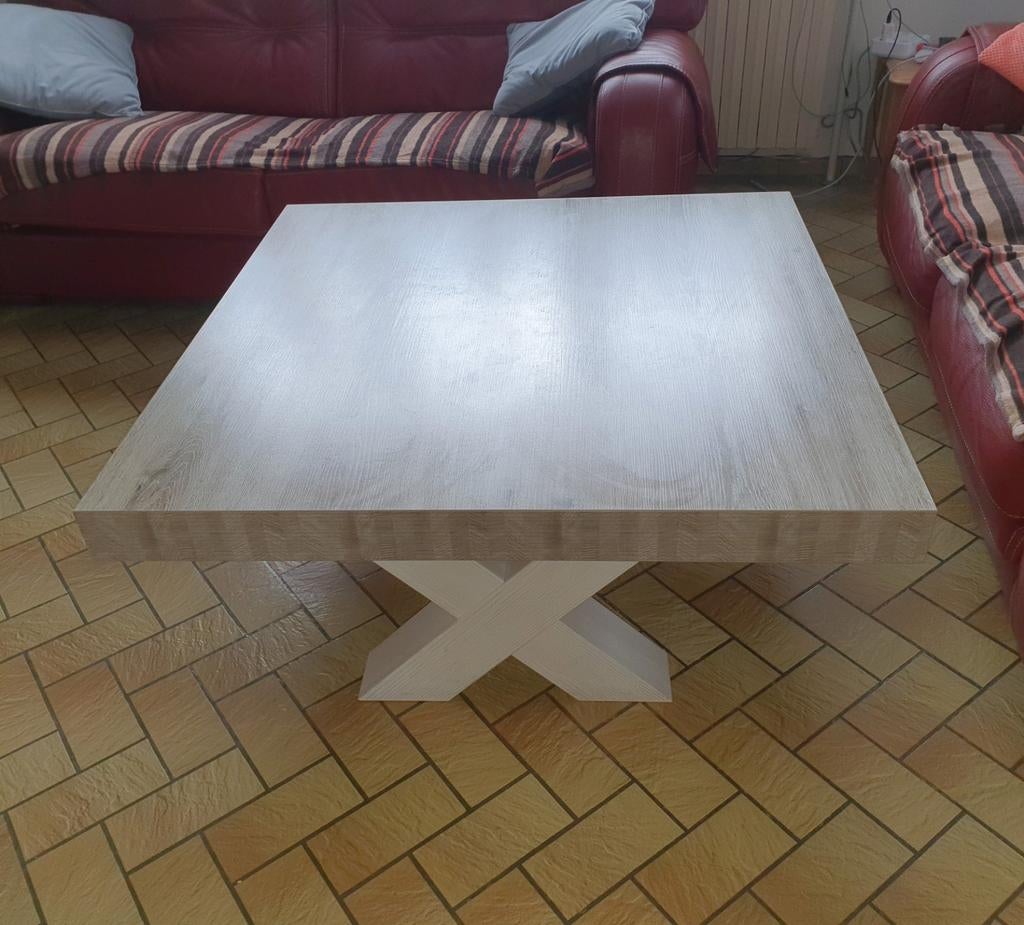 Houten tafel in zeer goede staat, Ophalen