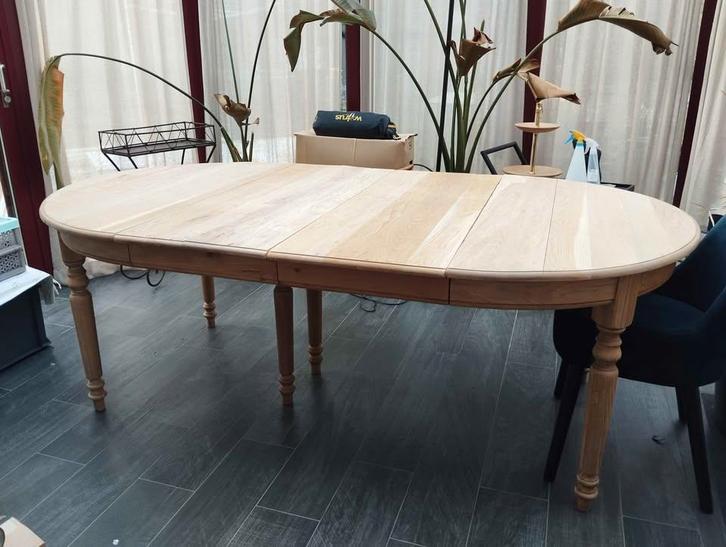 Table de salle à manger en chêne massif, Maison & Meubles, Salles à manger complètes, Comme neuf, Enlèvement