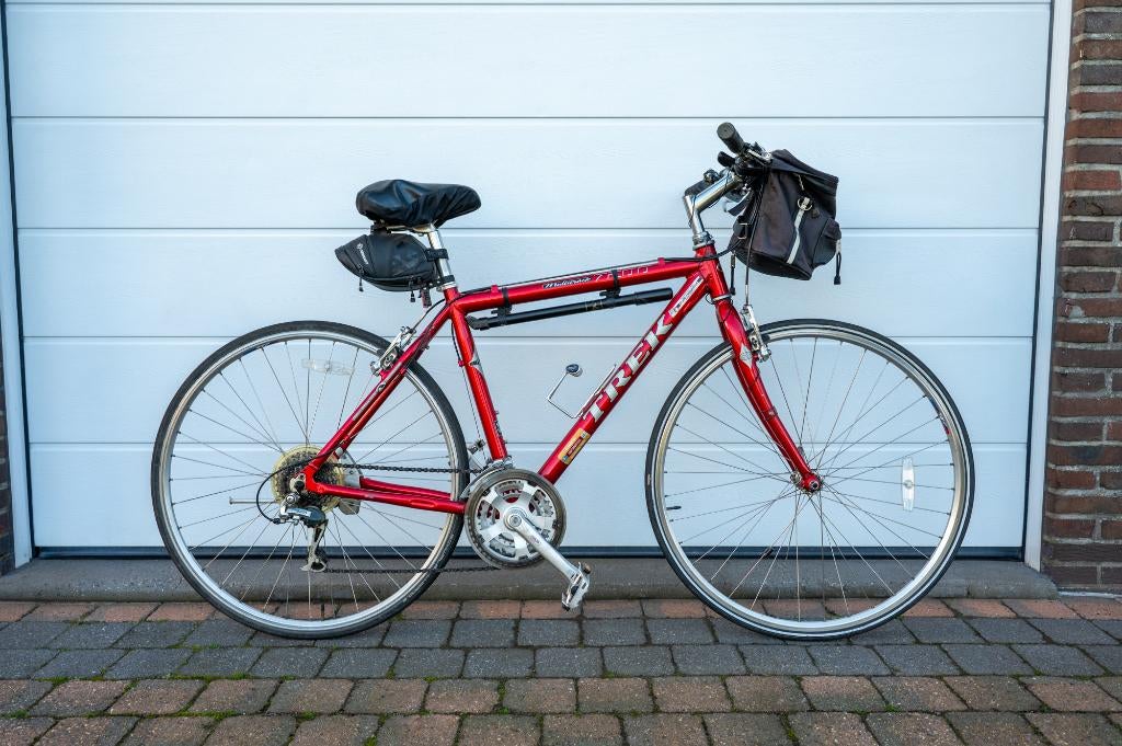 Rode fiets 'TREK' alumunium, Fietsen en Brommers, Versnellingen, Minder dan 49 cm, Zo goed als nieuw, Ophalen