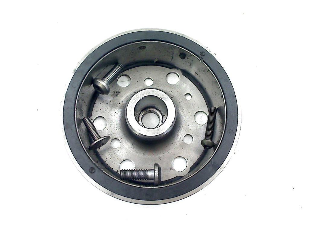 VLIEGWIEL Yamaha YZF R1 2000-2001 (YZF-R1 5JJ), Dhr. S. di Majo, Gebruikt, Info@cama-motorparts.nl, P.J. Troelstraweg 8 8
3144 CX  MAASSLUIS, NL