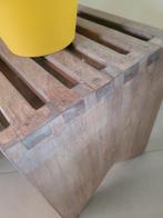 Krukje / bijzettafeltje/ plantenstaander, Enlèvement, Bois