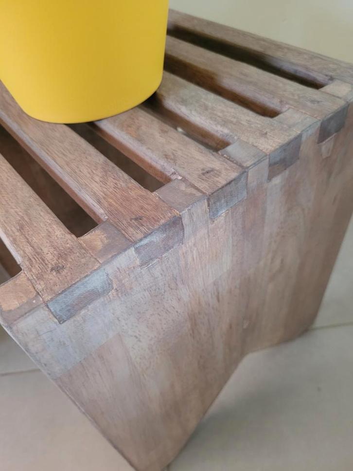 Krukje / bijzettafeltje/ plantenstaander, Huis en Inrichting, Krukjes, Hout, Ophalen