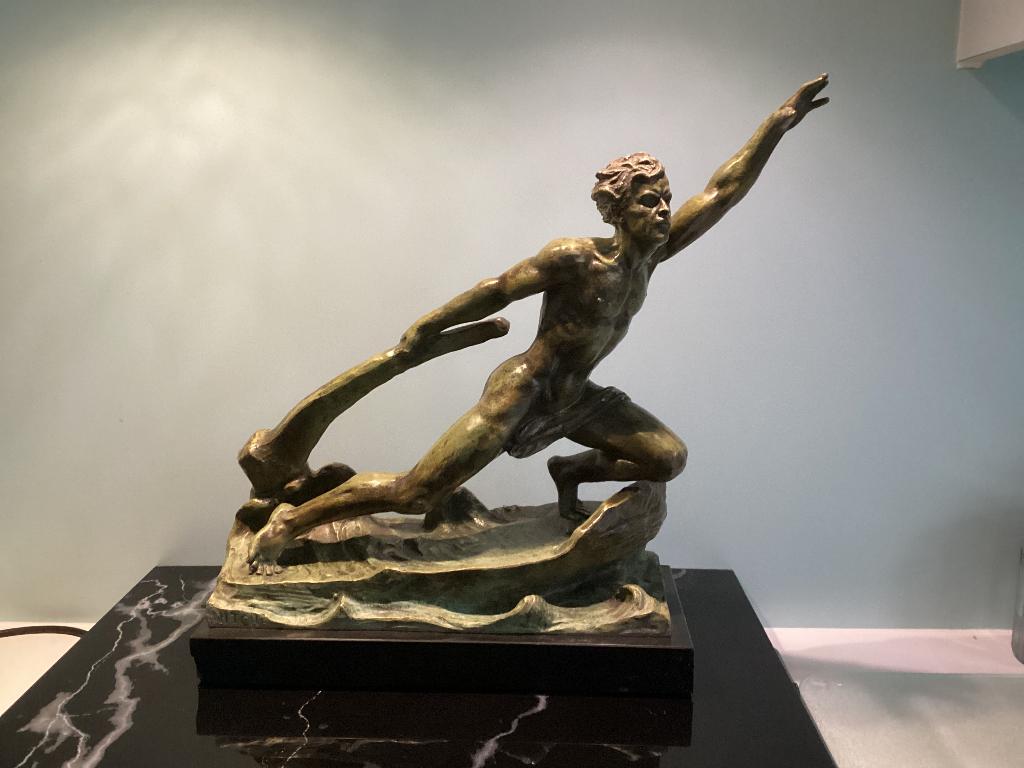 Bronzen beeld ‘  Le Naufragé ‘ getekend Niche. 185/Cb., Antiquités & Art, Enlèvement, Bronze