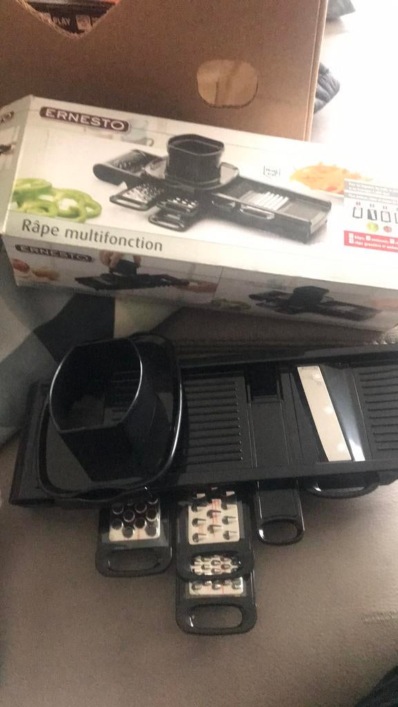 Ernesto multifunctionele rasp, Huis en Inrichting, Ophalen of Verzenden, Zo goed als nieuw