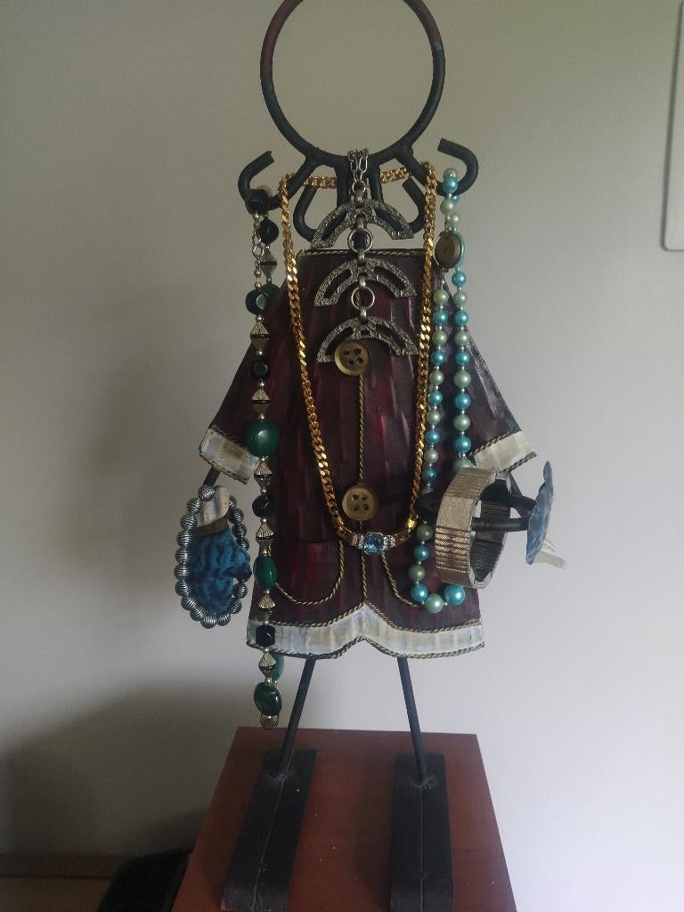 juweeltjes - faux bijoux + juwelenhouder, Bijoux, Sacs & Beauté, Colliers, Enlèvement ou Envoi, Comme neuf, Bleu, Autres matériaux