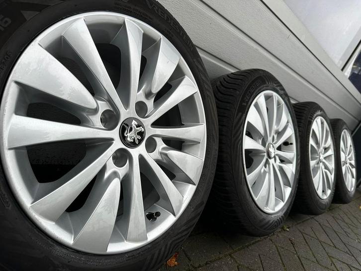 16 inch Peugeot Partner 2008 Citroen Berlingo velgen banden, Autos : Pièces & Accessoires, Pneus & Jantes, Pneus et Jantes, 4 Saisons