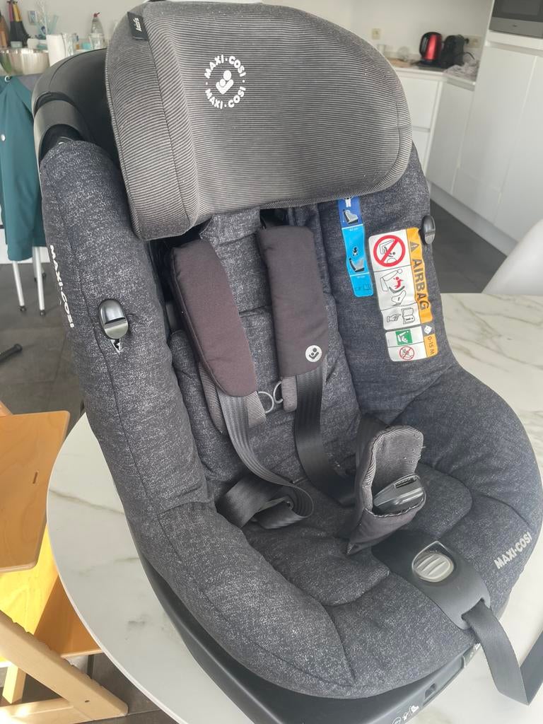 Autostoel Maxi Cosi Axissfix, Kinderen en Baby's, Autostoeltjes, Ophalen, Zo goed als nieuw