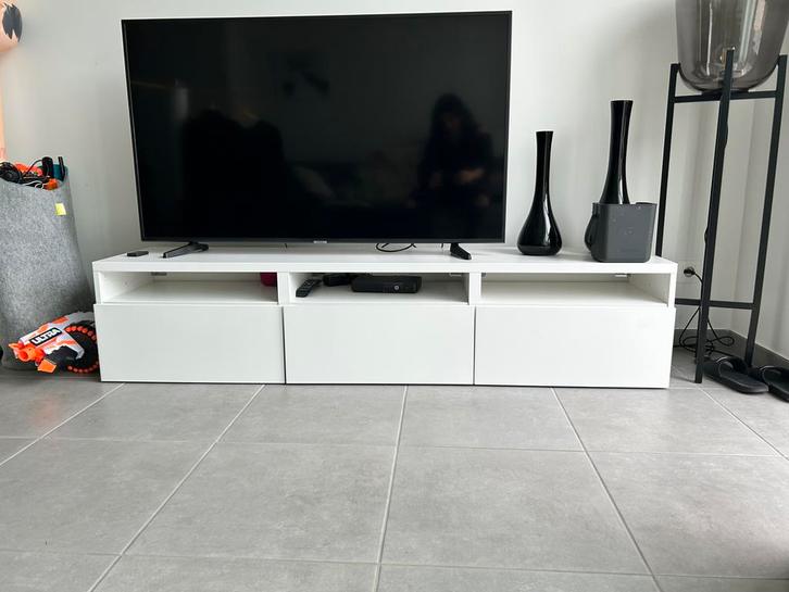 IKEA BESTÅ TV-meubel – wit – modern & strak, Maison & Meubles, Armoires | Mobilier de télévision, Comme neuf, Moins de 100 cm