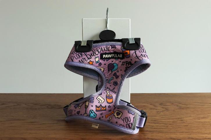 Harnais violet réversible pour chien - Design 2 en 1, Animaux & Accessoires, Accessoires pour chiens, Comme neuf, Enlèvement ou Envoi