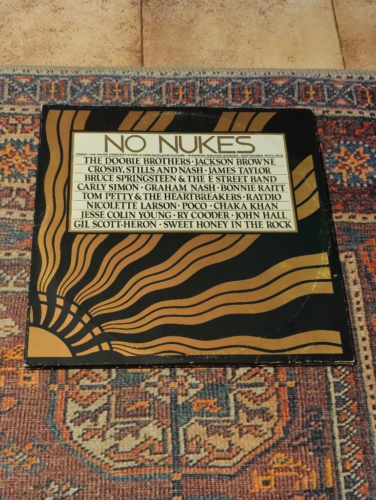 Driedubbele Lp No Nukes, Enlèvement ou Envoi, Utilisé, Autres formats, Pop rock