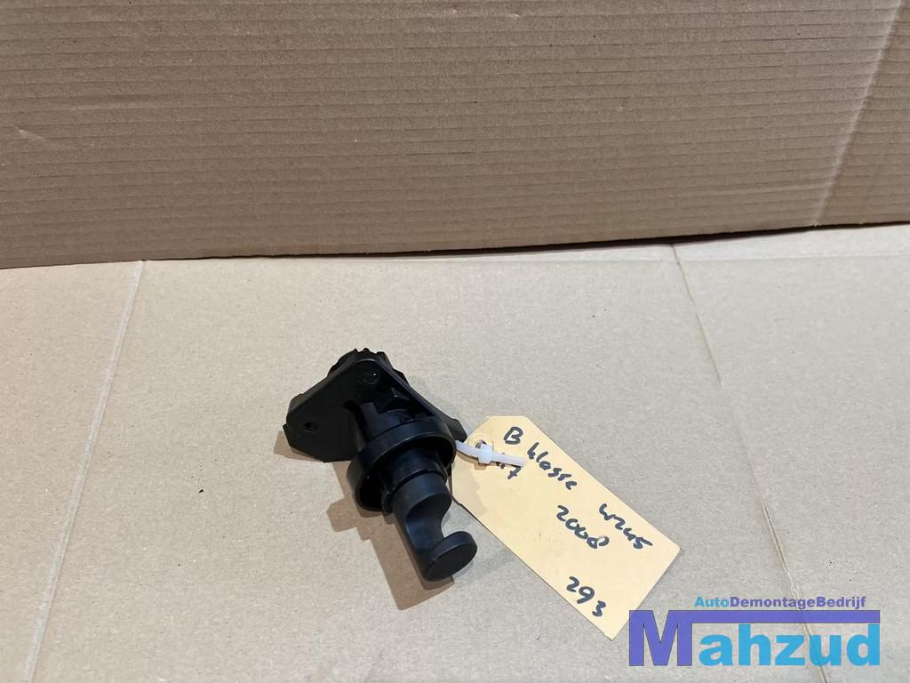 MERCEDES B-KLASSE W245 Bagage kofferruimte haakje A169690053, Autos : Pièces & Accessoires, Mercedes-Benz AG, Mercedes-Benz, Utilisé