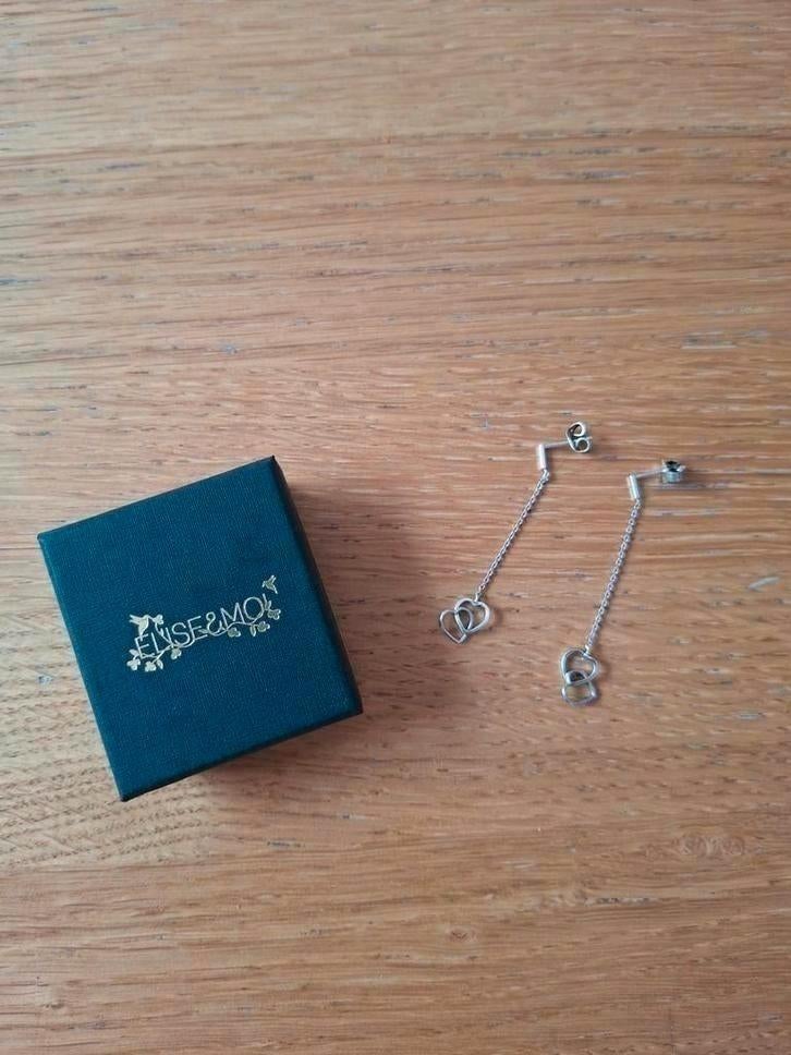 Boucles d'oreilles chaîne avec 2 cœurs entrelacés en argent, Bijoux, Sacs & Beauté, Boucles d'oreilles, Comme neuf, Pendantes