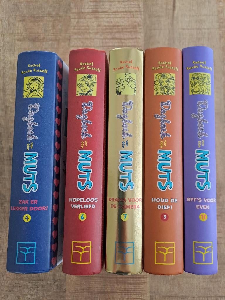 5 Boeken dagboek van een muts, Boeken, Kinderboeken | Jeugd | 10 tot 12 jaar, Ophalen, Zo goed als nieuw, Rachel Renée Russell