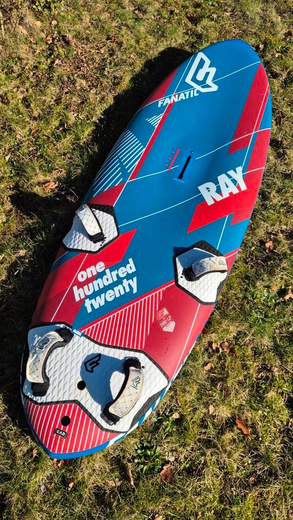 Freeride / freerace windsurf plank Fanatic Ray 120, Watersport en Boten, Windsurfen, Plank, Ophalen