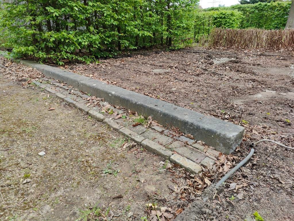 Straat boordsteen 11 stuks, Ophalen