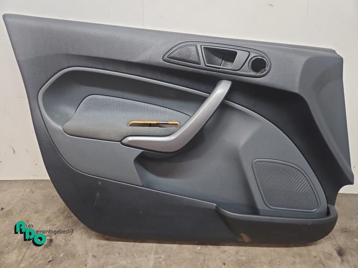 Portierbekleding 4Deurs links-voor van een Ford Fiesta (Fies, Auto-onderdelen, Interieur en Bekleding, Ford, Gebruikt, 3 maanden garantie