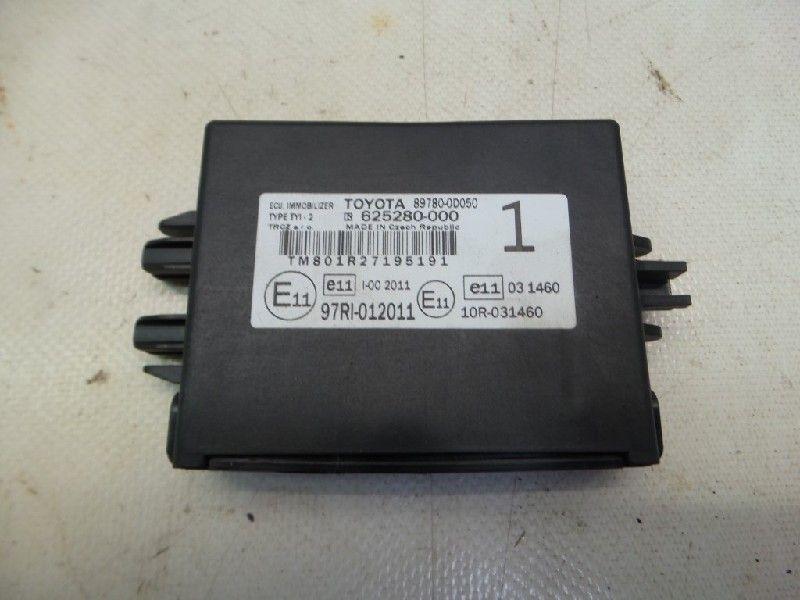ORDINATEUR DE BORD Toyota Yaris III (P13) (|897800D050|), Utilisé, Toyota