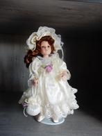 nr.465 - Porseleinen pop A, Ophalen of Verzenden, Pop