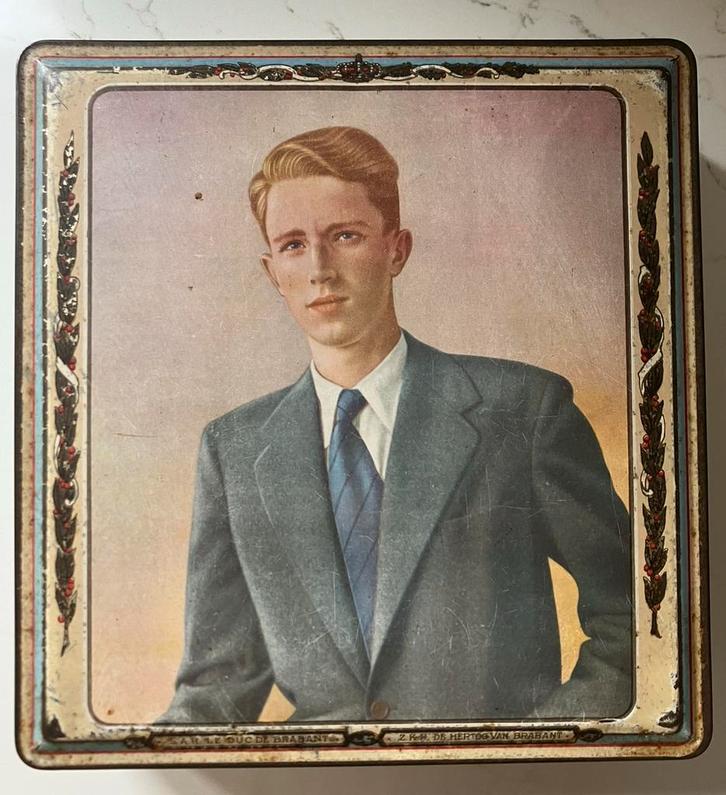 Koning Boudewijn unieke blikken doos jaren 40, Verzamelen, Koningshuis en Royalty, Gebruikt, Overige typen, Ophalen of Verzenden