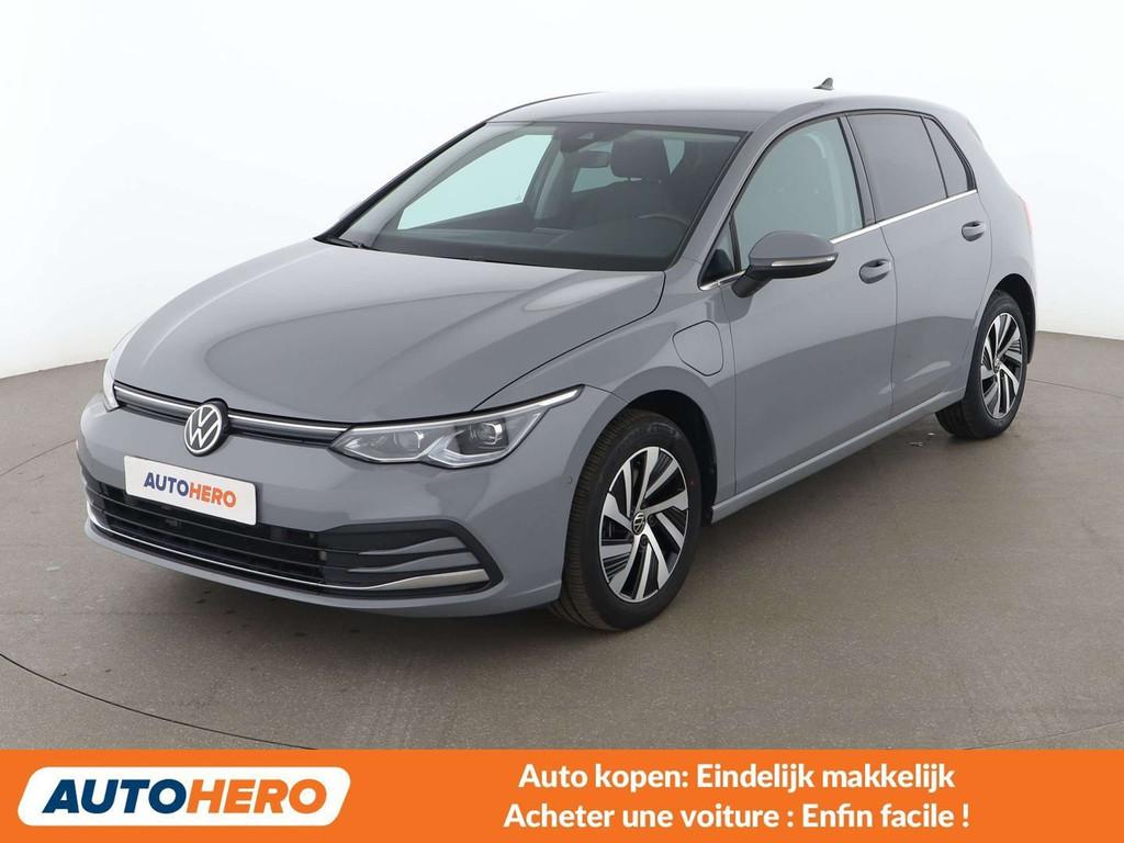 Volkswagen Golf 1.4 eHybrid Style (bj 2020, automaat), Auto's, Volkswagen, Stof, Gebruikt, Euro 6, https://public.car-pass.be/vhr/5cfb994a-1e9e-439c-96dc-0bc8181e2a8c