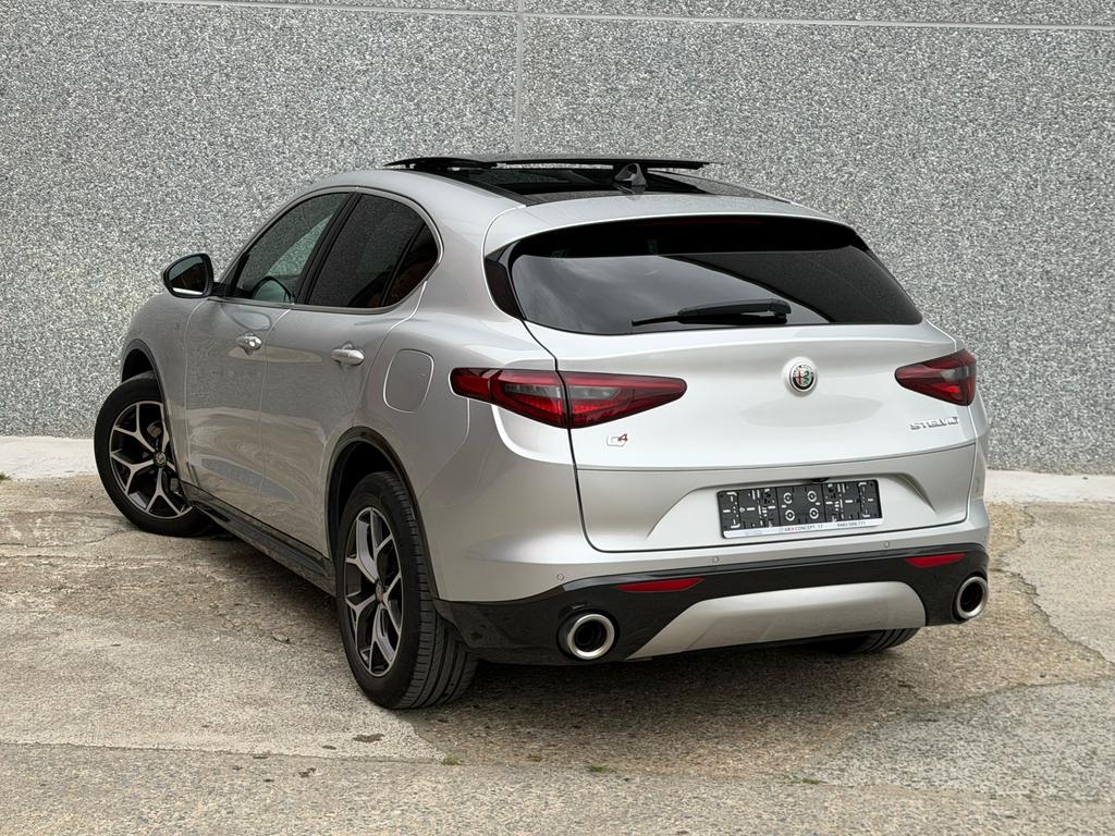 Alfa Romeo Stelvio 2.0 Turbo Q4-200cv garantie 12 mois, Autos, Alfa Romeo, Cuir, Achat, Euro 6, Entreprise
