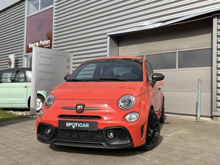 Abarth 695 Competizione, Autos, Abarth, Autres modèles, Airbags, Air conditionné, Alarme, Bluetooth, Ordinateur de bord, Verrouillage central