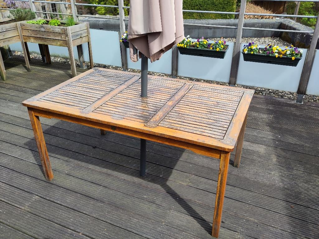 Houten tuintafel te geef - Opknapper, Tuin en Terras, Ophalen, Gebruikt, Rechthoekig, Hout