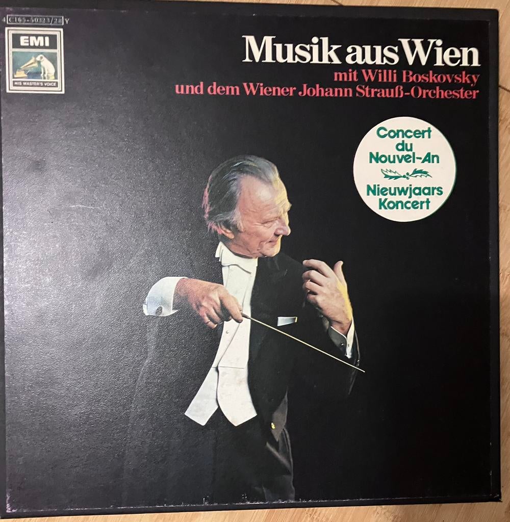 Verzamelbox met opnames nieuwjaarsconcerten, CD & DVD, Vinyles | Classique, Enlèvement, Utilisé